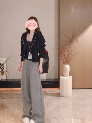 #许妍用穿搭演绎角色灵魂#早秋穿搭三分钟出门不是梦#秋季日常实用穿搭思路分享#嗮嗮我的秋日穿搭#秋冬穿搭新鲜感在线