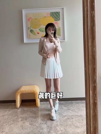 超好穿超百搭的百褶裙,姐妹们人手一条买起来,你肯定不会后悔的!#siinsiin #百褶裙  #显瘦 #我的夏日清凉感ootd