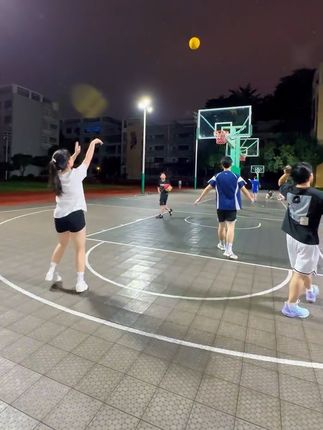 帅是一种感觉 #奶龙 #奶龙篮球 #我是奶龙 #篮球#运动