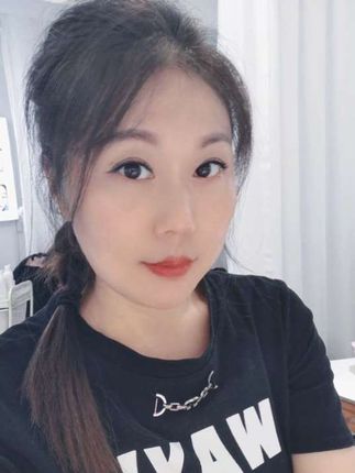 山高路远,我也曾执着一些事,后来才醒语,我应该好好生活,好好爱自己。
