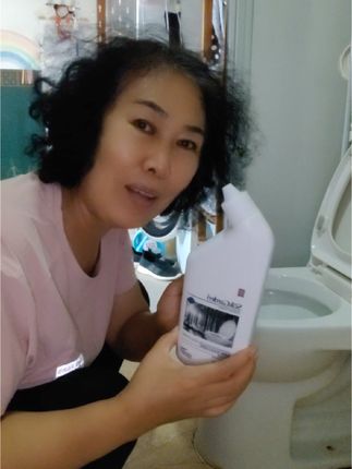 来儿子家几天晚上睡觉得关门马桶味太大,自从用了这款蔬果园洁厕液睡觉再也不用关门了,去除黄渍异味效果好价格还不贵#强烈推荐 #蔬果园洁厕液
