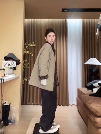 #谁穿谁好看 #穿出高级感 #今天穿什么 #穿搭 #羽绒服外套