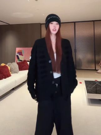 【秋日巨爱】黑色毛衣开衫外套女秋冬新款宽松慵懒风针织开衫#开衫#慵懒风穿搭 #分享穿搭