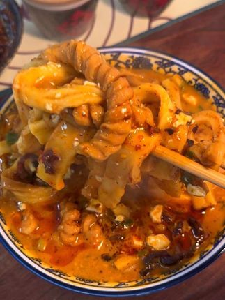 陕西人很懂这一碗豆花泡馍的!地地道道陕西特色 麻花与馍和豆花的碰撞太香了#豆花泡馍#地方特色美食#这个真的太好吃了