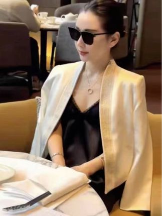 轻奢升级小香风流光西装气质外套女炸街洋气高级感外穿#今日穿搭 #女装 #时尚穿搭 #气质穿搭 #高级感穿搭