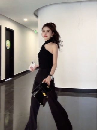 好美好温柔 #拽姐穿搭 #黑色系穿搭 #御姐风 #气场全开