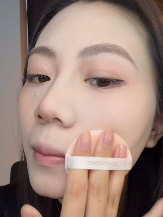 一秒磨皮! 上脸轻松柔焦提亮,真的惊艳到我了!#uodo粉饼 #底妆 #定妆 #新手化妆