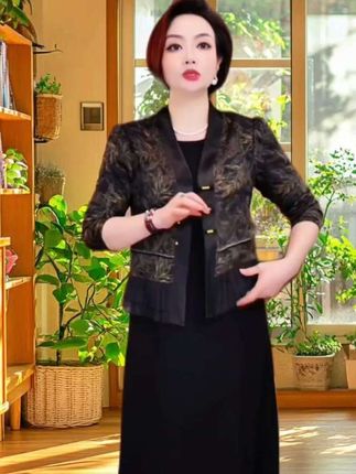 时尚新中式大码两件套背心裙女2025春季新款气质显瘦妈妈套装裙子#时尚气质穿搭 #穿出自己的风格 #谁穿谁美