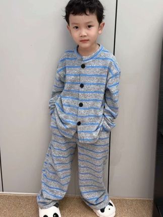 实物巨高级好看,好穿还不贵的磨难家居服套装,慵懒时髦感满满,趁合适闭眼入#高品质童装 #家居服套装 #儿童家居服 #儿童睡衣