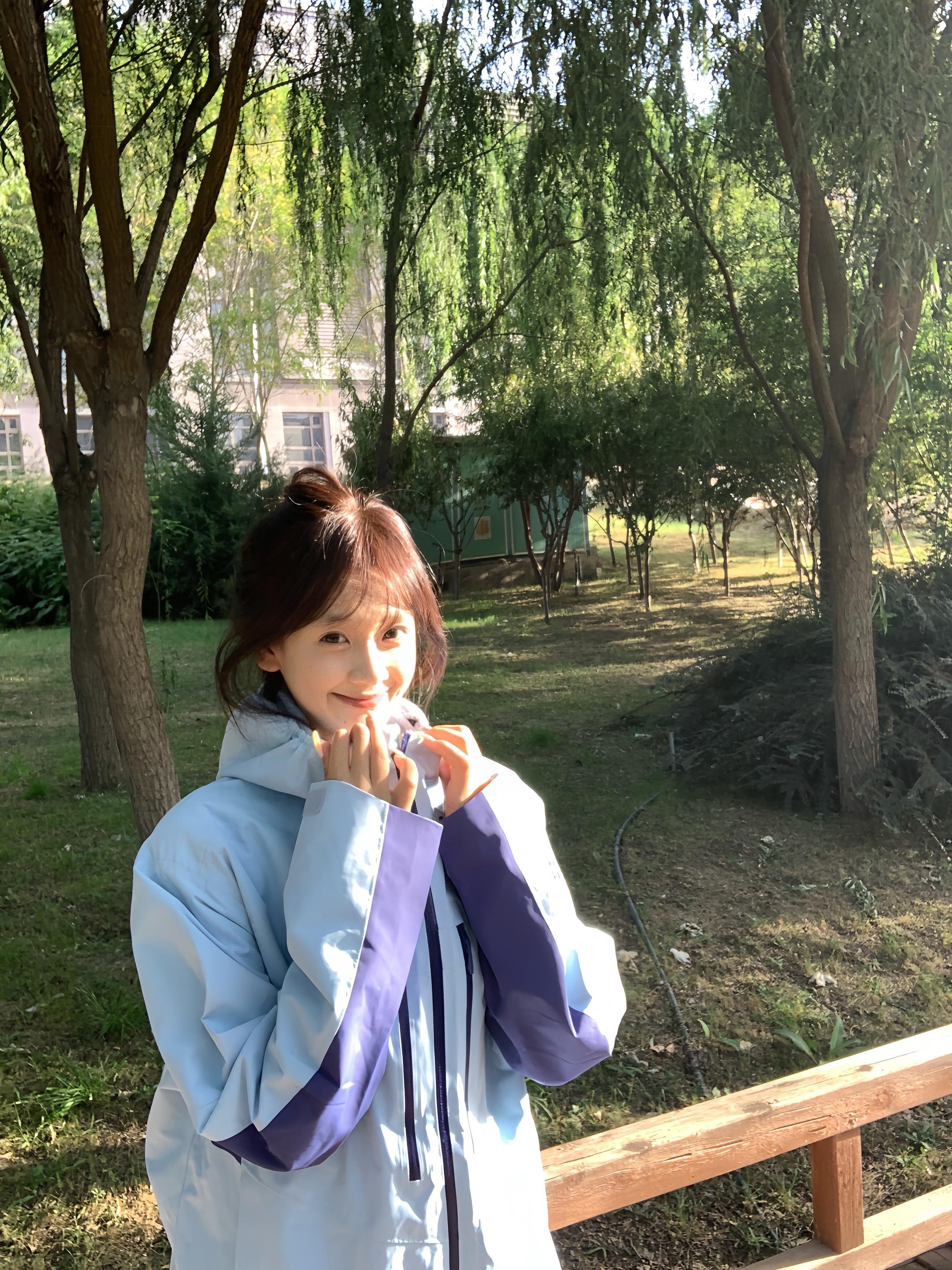 你说什么都是对的 就连生气也好可爱 #熊猫冲锋衣 #出彩上场自在玩野 #山系本色风