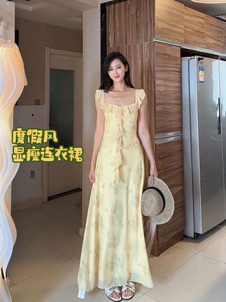 #显瘦连衣裙 #梨形身材穿搭 #法式连衣裙 #遮肉显瘦 #度假穿搭