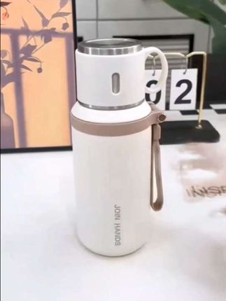 高颜值316不锈钢保温杯,杯盖还能当杯子用,真的爱了,保温杯效果也是杠杠的#保温杯#茶水分离杯 #316钢保温杯 #携带方便