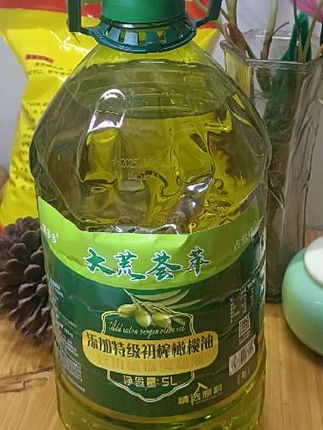 初榨橄榄油#食用油 #橄榄油 #好物推荐🔥厨房好物#超便宜超划算