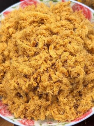 福建厦门特产黄金香猪肉松,配粥做甜品都可以用它,配料表干净,百年老品牌值得信赖#肉松 #大人孩子都爱吃 #金丝猪肉绒 #妈呀太香了 #地方特色美食