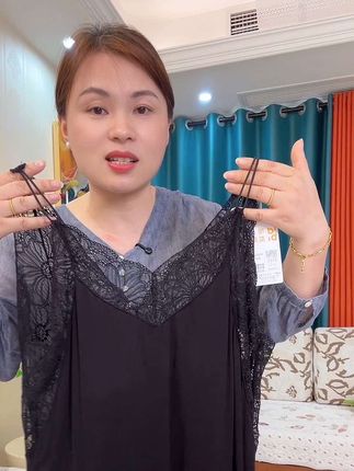#吊带睡裙 #性感睡衣 #面料舒适透气 #睡衣家居服 #纯欲风