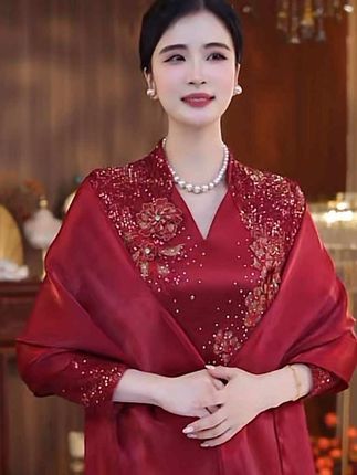 披肩新款高贵优雅气质披肩百搭旗袍围巾连衣裙#热门 #优雅气质披肩百搭 #旗袍围巾连衣裙