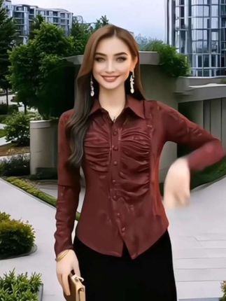 秋款翻领洋气百搭,气质长袖提花小衫,时尚女士洋气打底衫#时尚穿搭 #秋季穿搭 #秋季新款 #长袖打底衫 #秀出好身材