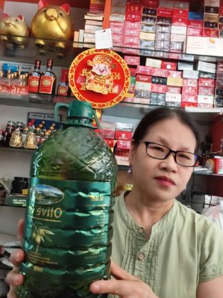"民以食为天,食以油为先。这款橄榄油,健康之选!🌿 #橄榄油 #健康生活"