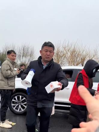 大名高速免费送的马哒哒毛绒文创,虽然没抽到隐藏,但是这个颜色也好可爱#大名文创 #马哒哒