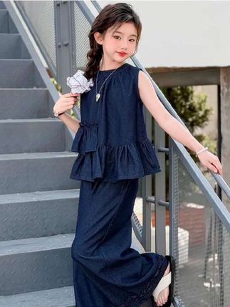 #夏季穿搭 !女童夏装2025新款洋气女大童牛仔荷叶花边背心阔腿裤休闲夏季套装#生女儿就要这样穿 #穿出自己的风格 #穿出自信穿出美丽 #出游穿搭