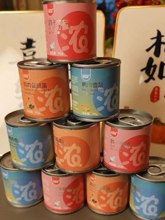 猫咪不爱喝水怎么办?快试试这个补水罐头吧!它是专为挑嘴的小猫设计的,不仅营养丰富,而且口感细腻,容易让小猫爱上喝水,再也不用担心他们会因为缺水而影响健康了。这么好的罐头真的很难找到,赶紧给你的宝贝多囤一点吧,让他们每天都喝得饱、喝得好!#宠物食品 #猫罐头#宠物营养 #猫咪食物#补水浓汤
