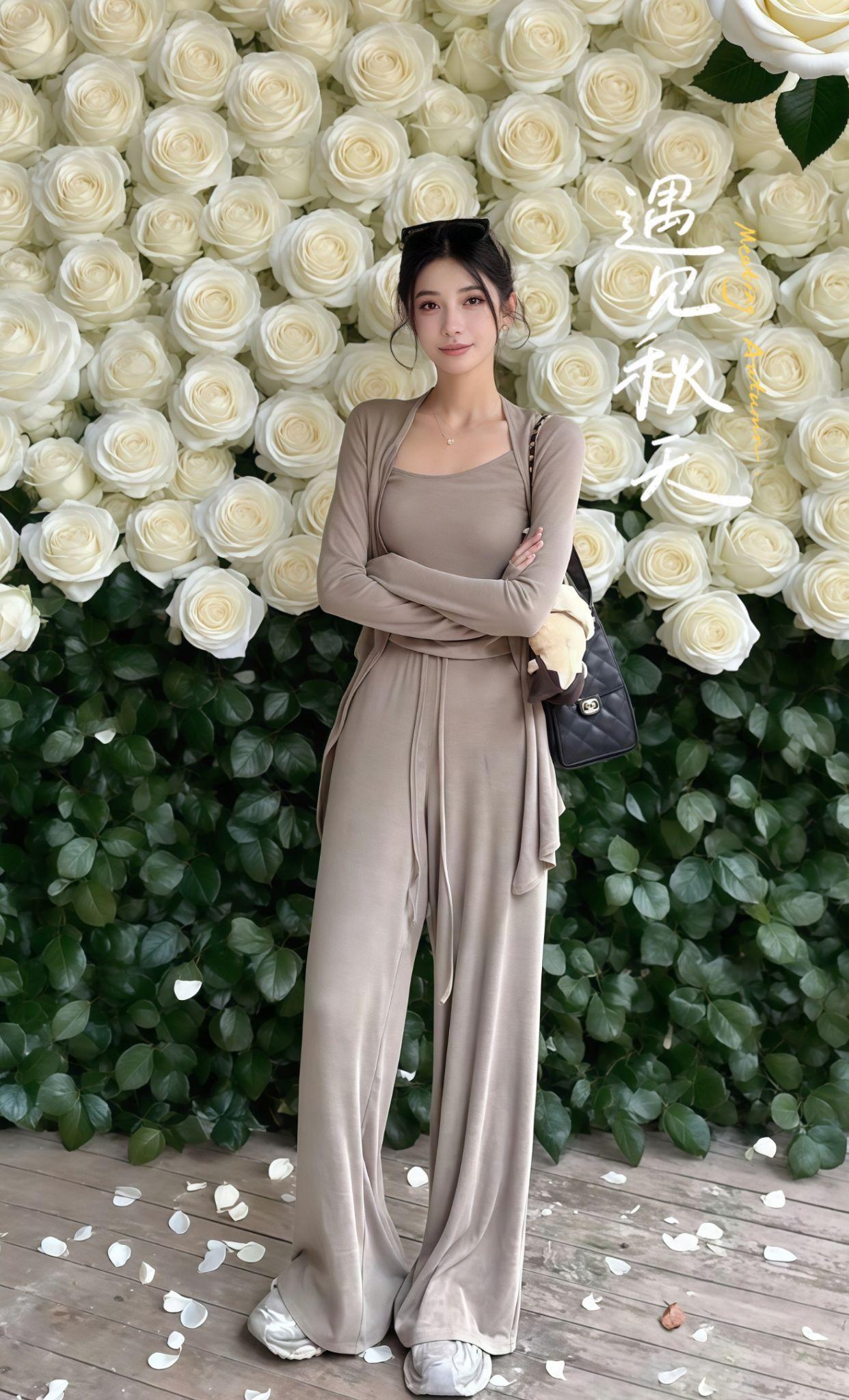 #时髦穿搭 #优雅气质 #春秋穿搭 #女神范 #与众不同 @抖加🔥上热门🔥dou+🔥热点宝 @上热门🔥🔥🔥 @抖音创作小助手 @抖音热点