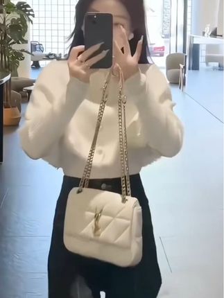 入秋一整套女装2025新款韩版设计感气质假两件上衣牛仔裤两件套潮