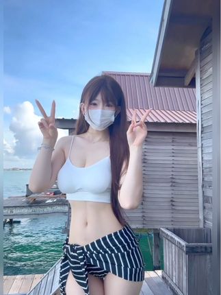 嘿~#梨型身材#马甲线#仙本那