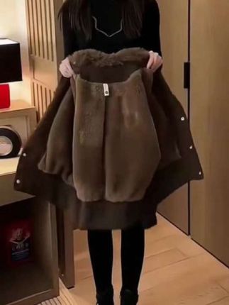 #保暖又好看#加绒加厚时尚派克服#早秋贵气感穿搭