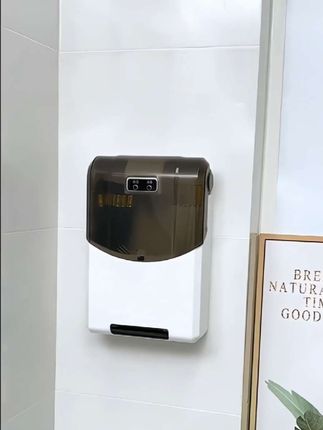这个筷子筒可挂在墙上,不占台面和橱柜空间,让厨房更整洁。#筷子筒 #免打孔筷子筒 #好物分享 #超实用 #好物推荐分享