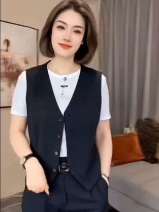 #早秋不费力显贵穿搭#轻松解锁秋季穿搭 #早秋姐感穿搭气质顶满#早秋穿搭公式来了, #韩系列早秋穿搭走起 ,