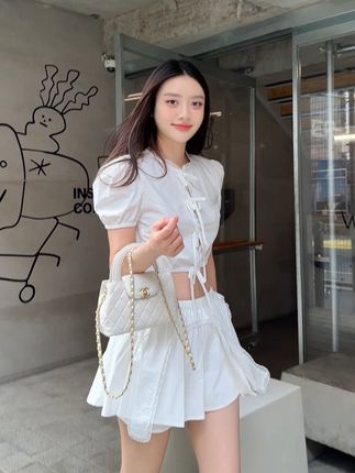 你想性感你就性感,你想可爱你就可爱,只是你要记住注意力永远要放在自己身上#夏装穿搭 #气质仙女裙穿搭
