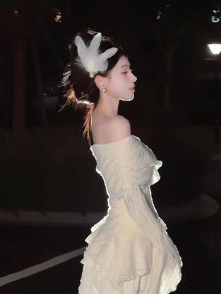 白月光 #初恋裙 #甜美风 #清纯女神 #少女感 #甜系女孩
