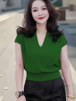 #晒晒我的秋日穿搭#早秋穿搭三分钟出门不是梦#小个子秋冬穿搭#秋冬穿搭新鲜感在线#v领交叉针织衫