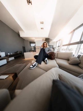 #张予曦毕雯珺真拍了红裙抱 #深情眼 #张予曦 #毕雯珺 #灵笼2完结