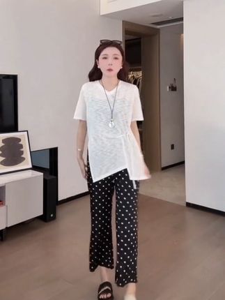 2025夏季欧货不规则绑带侧开叉短袖T恤上衣显瘦休闲微喇裤套装女#好物推荐🔥 #回头率爆棚 #仙女必备 #美出高级感 #时尚穿搭