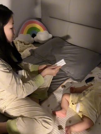 家里有娃的,有一个好用的体温计真的太重要了!又快又准, 不像#水银温度计 要等五分钟宝宝根本不愿意配合,大屏显示数值清晰,家里老人也能看的很清楚#电子体温计 #福契体温计 #宝宝测体温用什么体温计