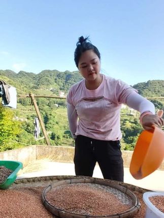 生活总是艰辛的 路是自己选择的 想过什么样的生活就要付出什么样的努力#90后活成了80后的样子 #我的乡村生活