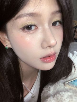 超丝滑自带刀锋刷眼线胶笔#好用的眼线笔推荐 #手残党画眼线 #防水防汗眼线笔推荐