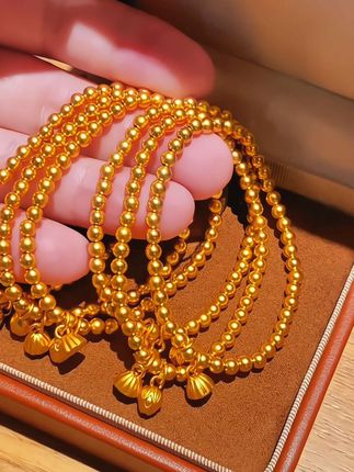 两世欢手链:莲花莲蓬虽两世,却同根同心,寓意是“许你一世还未够,下辈子依旧与你心连心”#两世欢手链时尚饰品#手链手镯#精致女人必备 #手链