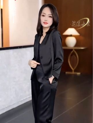 缎面修身显瘦高级感气质西装外套#高级感穿搭 #小西装外套 #通勤搭配 #时尚气质穿搭 #显瘦搭配