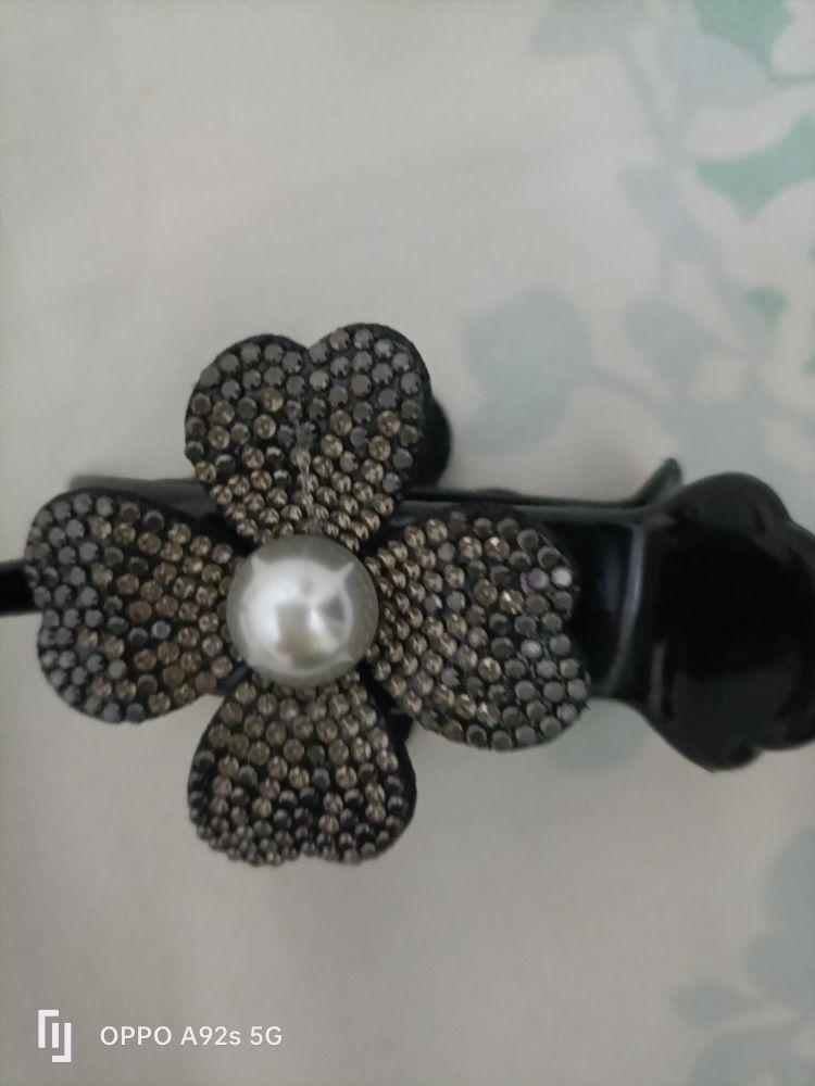 强烈推荐,款式外观:很喜欢 尺寸大小:刚合适 颜色质感:很正气 材质做工:材质做工很精致,喜欢的亲们就放心的购买#我在抖音买买买