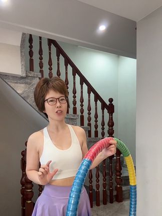 选呼啦圈一定选择这种加厚防护的,第一,护腰,摇起来不累好坚持,第二,爆汗燃脂更好✊每天30分钟,不跑不跳,坚持一个月收获满满 #轻松甩掉大肚腩水桶腰 #呼啦圈转起来 #爆汗燃脂