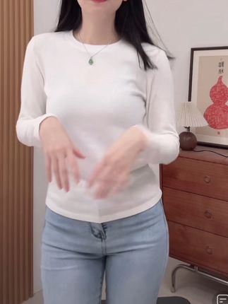 #日常搭配 #纯色打底衫女 #长袖t恤女装