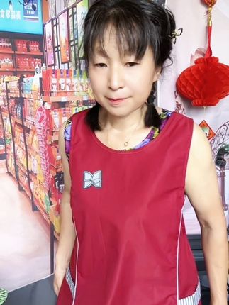 #创作灵感入口 【防水收腰马甲国裙厨房专用:家用做饭防油污围腰餐饮罩衣男女工作 服】#收腰马甲款国裙#防水防油,结实耐用#加大双口袋#方便实用,质量好。