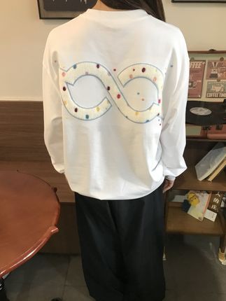 毛茸茸的彩色波点 #bipolar #ootd穿搭 #谁穿谁好看 #男女同款