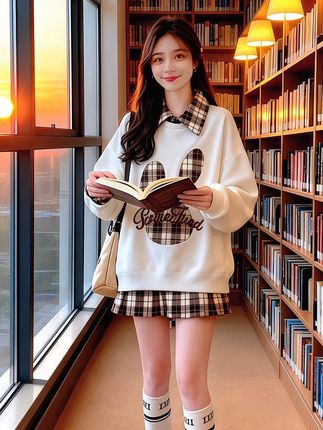 #早秋高智感职场穿搭 #甜美穿搭 #小个子显高显瘦穿搭 #春秋穿搭 #卫衣穿搭 @巨量千川
