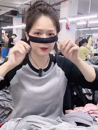 2025秋冬新款显瘦拼色长袖T恤女插肩袖圆领百搭上衣内搭打底
