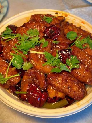 谁懂这一口麻辣香锅有多香啊。