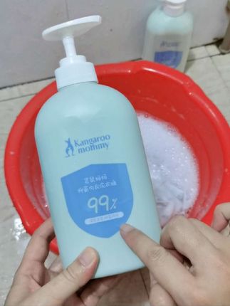 袋鼠妈妈内衣洗衣液母婴内裤专用洗衣液去血渍去渍抑菌除螨#污渍轻松去除 #洗护好物 #内衣洗衣液